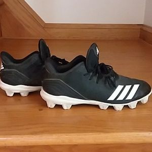 Addidas baseball cleats